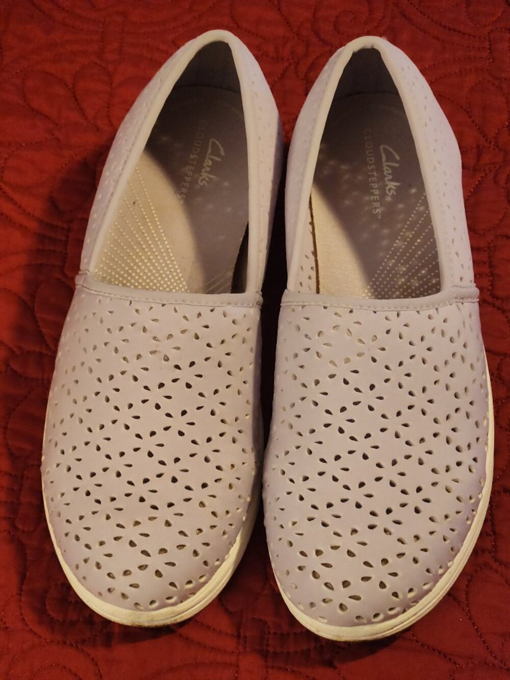 Clarks Cloudsteppers sneaker 9.5